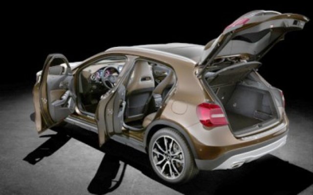 Mercedes-Benz GLA a ajuns în România. Preţuri de la 30.535 euro